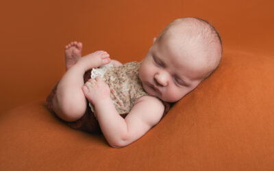 Questions to ask a Newborn Photographer before booking.